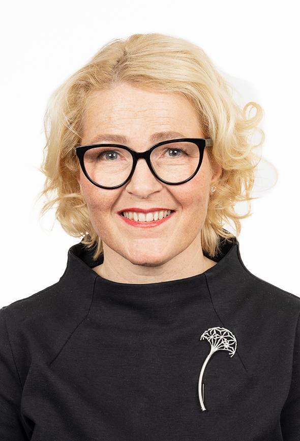 Miapetra Kumpula-Natri